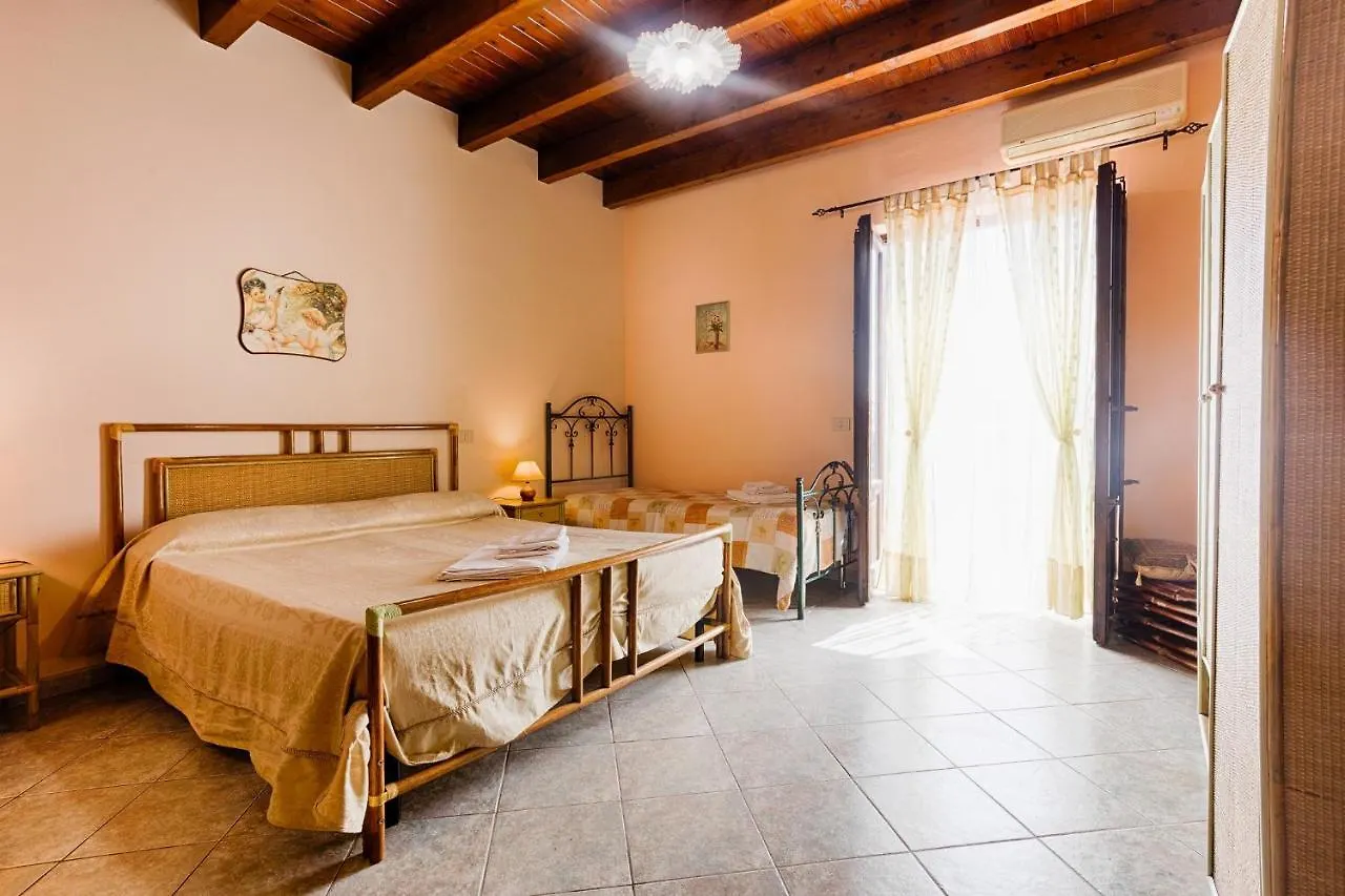 Corso Garibaldi - Castellammare Central Flats 카스텔라마레델골포 0*,